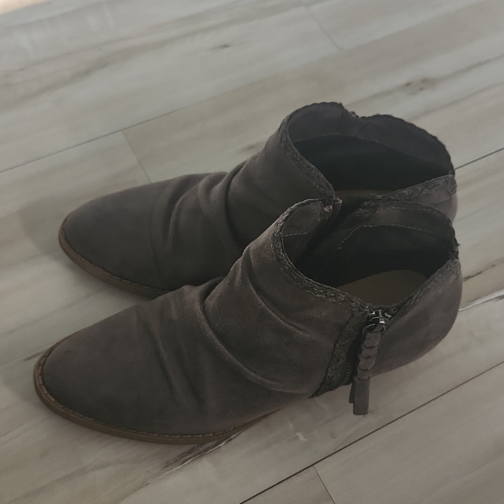 Report brand boots
